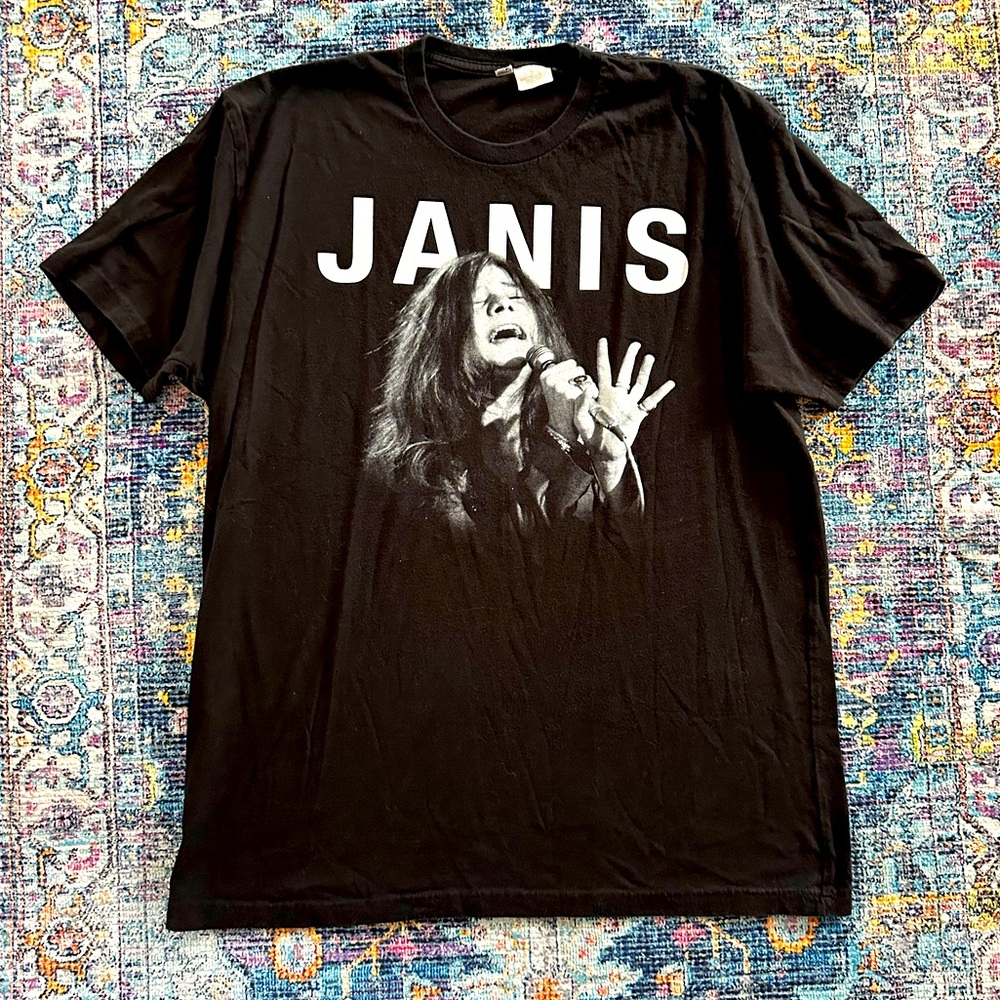 VTG  Janis Graphic T-Shirt